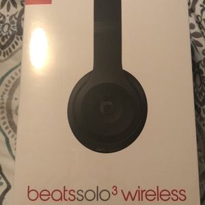 Beats Solo 3 Headphones